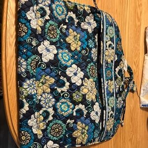 Vera Bradley Mod Floral garment bag